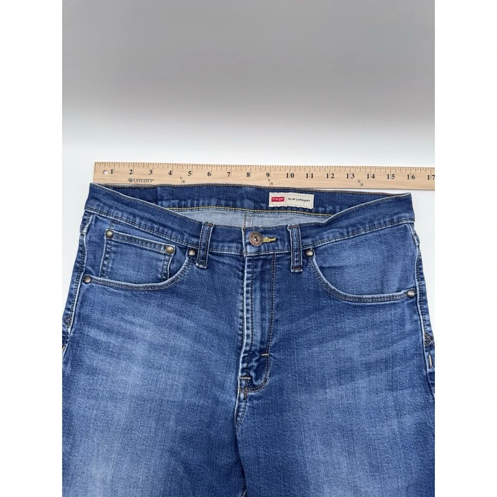 Wrangler Slim Straight Jeans Mens 33x32 Distressed Blue Stretch Denim